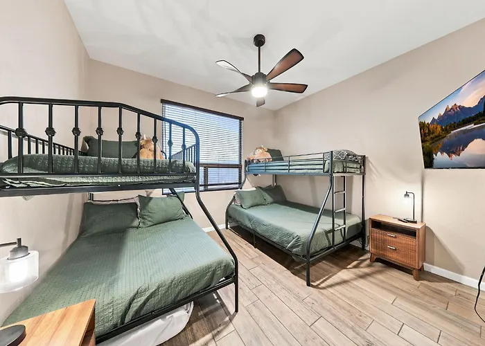 Modern 5Br Pool Home Sleeps 14 Walk To Stadium